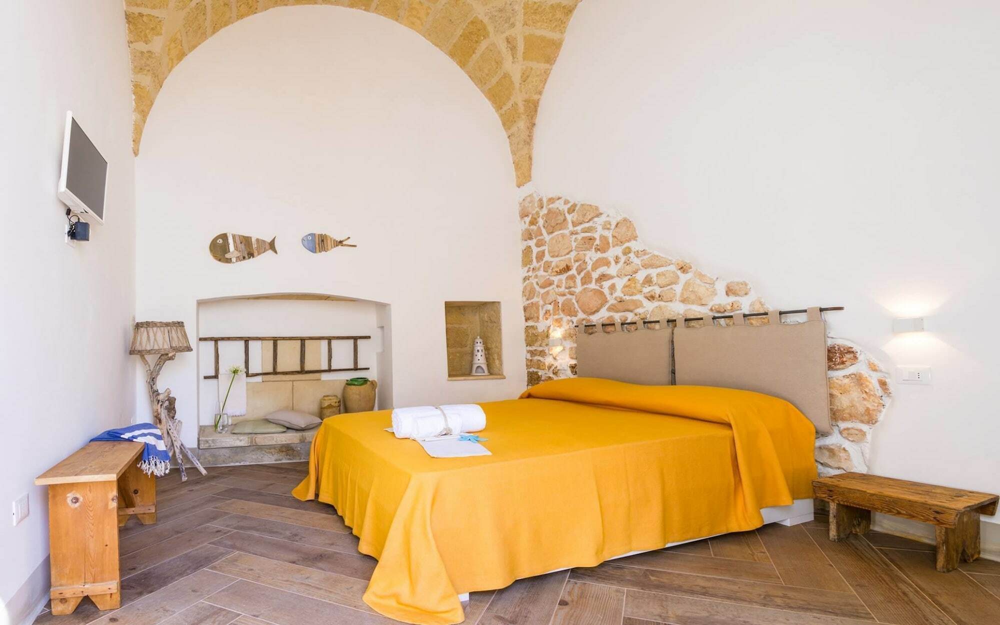 Bed and Breakfast Il Cortile Dei Nonni Морчано-ди-Леука Экстерьер фото