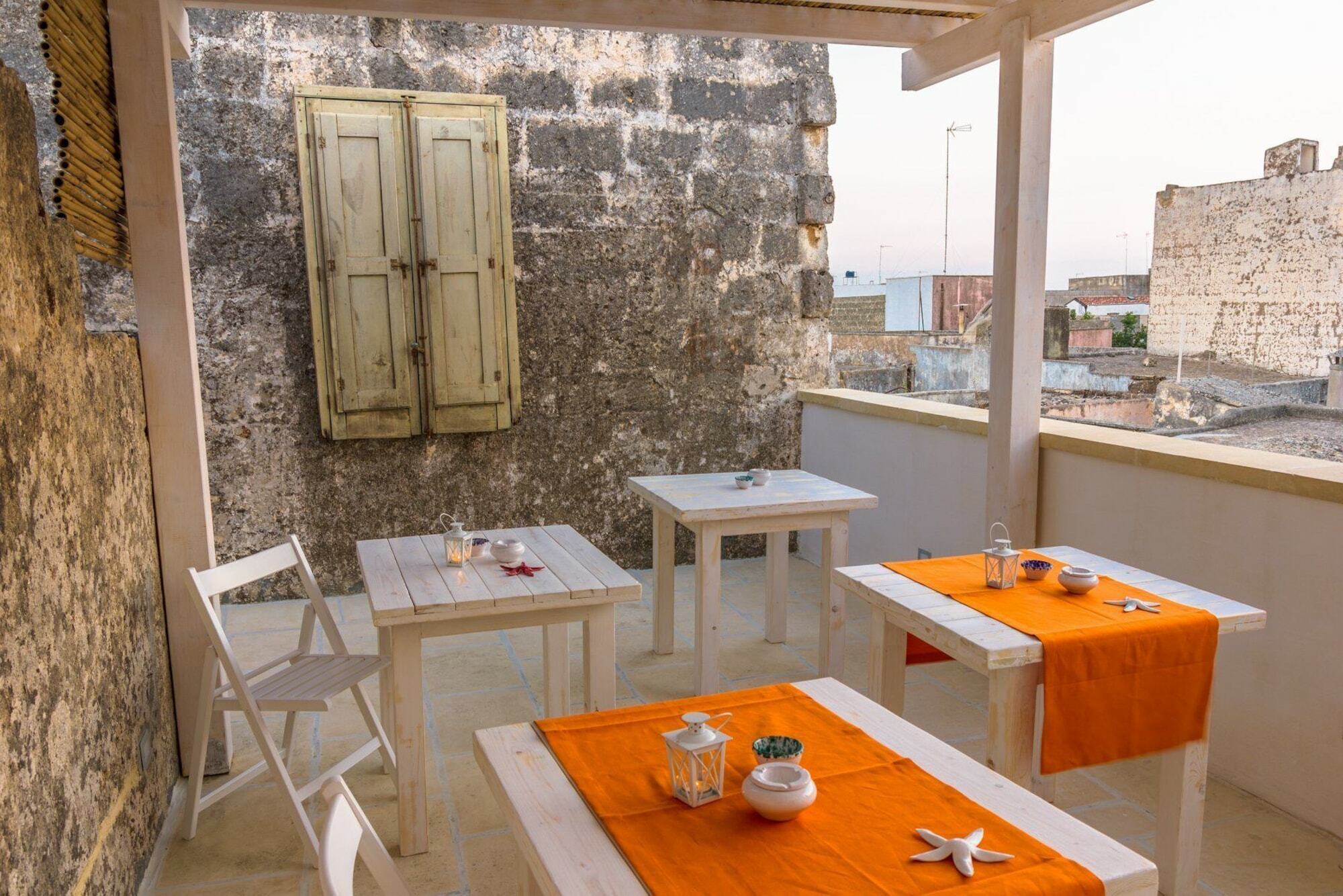Bed and Breakfast Il Cortile Dei Nonni Морчано-ди-Леука Экстерьер фото